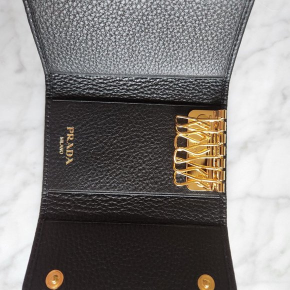 NEW Prada Vitello Leather Keychain Wallet - Picture 2 of 5